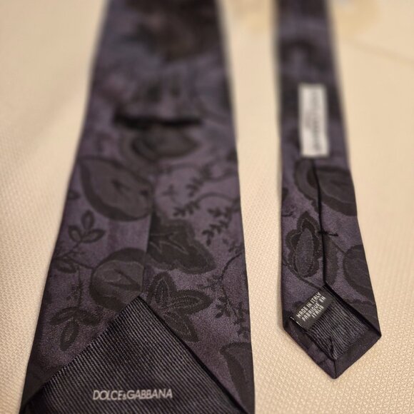 DOLCE & GABBANA Silk Tie - Picture 5 of 10